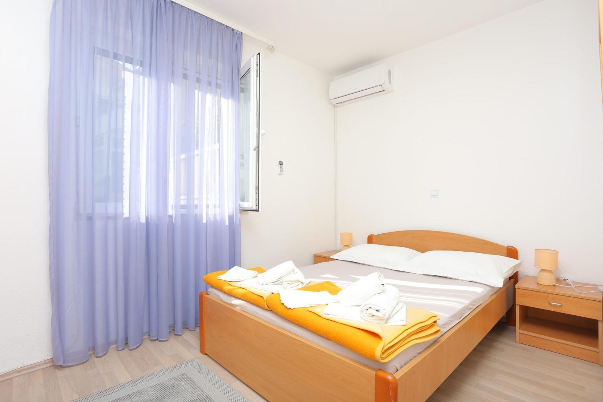 Apartments And Rooms With Parking Space Tucepi, Makarska - 5263 Екстер'єр фото