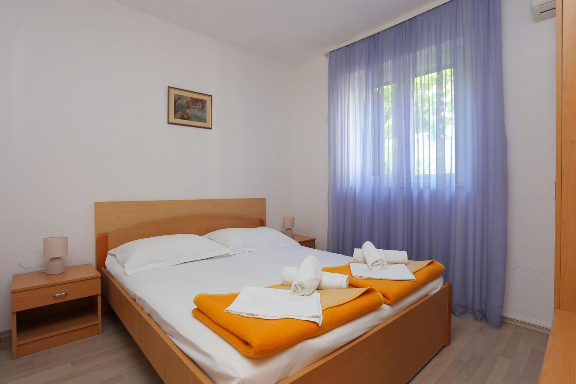 Apartments And Rooms With Parking Space Tucepi, Makarska - 5263 Екстер'єр фото